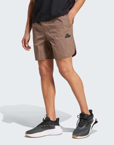 adidas - City Escape - Brune vævede shorts - view 1