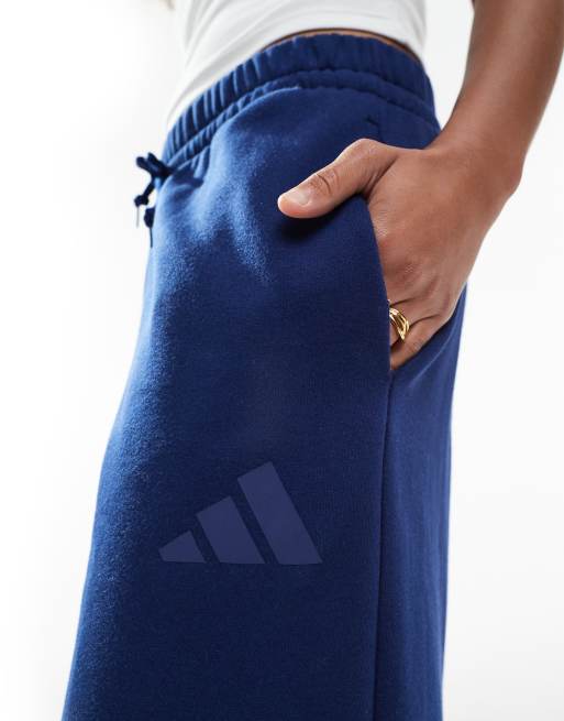 adidas - Essentials - Pantalon bouffant moderne en polaire à logo - Bleu foncé, 3 de 5