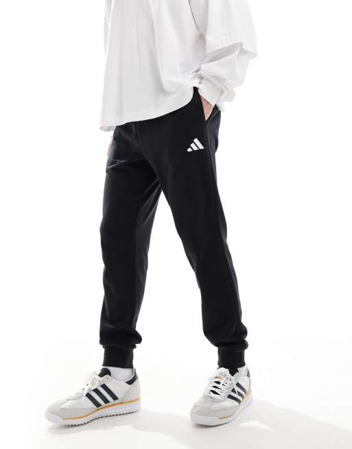 adidas - Essentials - Pantalon confort en molleton - Noir/blanc, 3 de 5