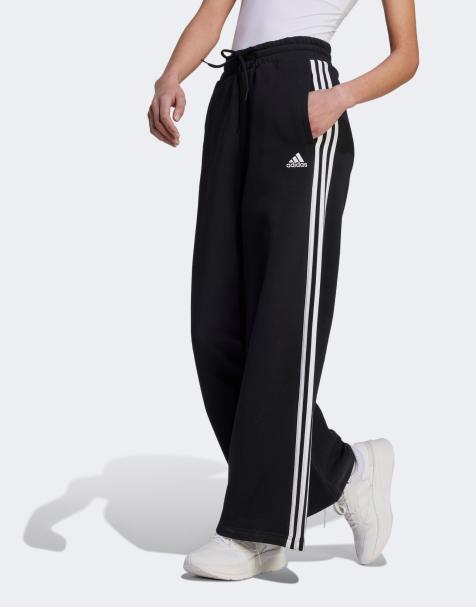 adidas Essentials – Svarta mjukisbyxor i frotté med 3-ränder - view 1