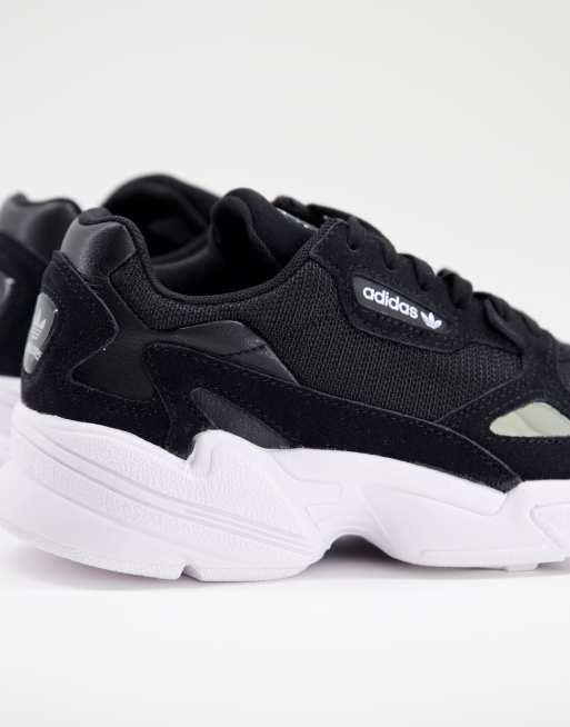 Adidas falcon cheap nere e bianche