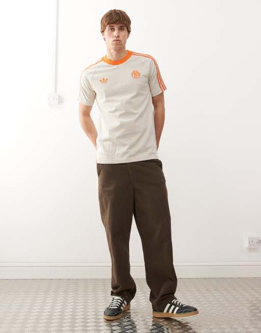 adidas – Football – Bayern München – Grå och orange t-shirt, 2 av 5