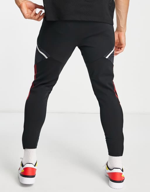 adidas Football Manchester United FC 2022/23 coach training