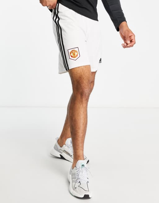 Manchester united best sale white shorts