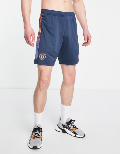 Man united training sales shorts