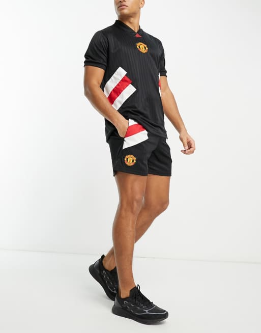 Men's adidas Black Manchester United Football Icon Jersey