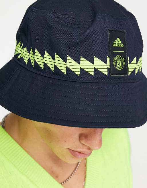 Gorro pesquero online adidas