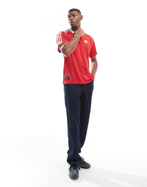 adidas Football Manchester United Icons t-shirt in red | ASOS