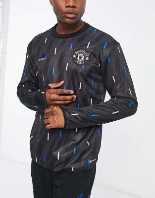 manchester united sweatshirt