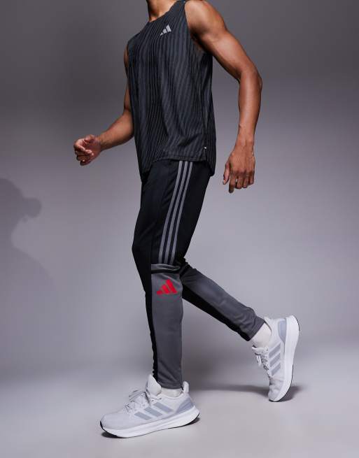 adidas Football Squadra trackies in black and red, 2 of 5