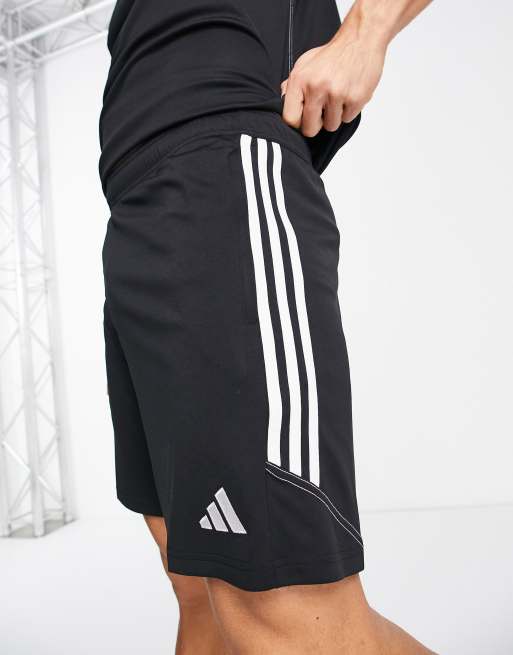 adidas – Football Tiro 23 – Shorts in Schwarz und Weiß, 3 von 4