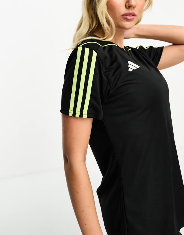 adidas performance - adidas Football Tiro 23 t-shirt in black and green