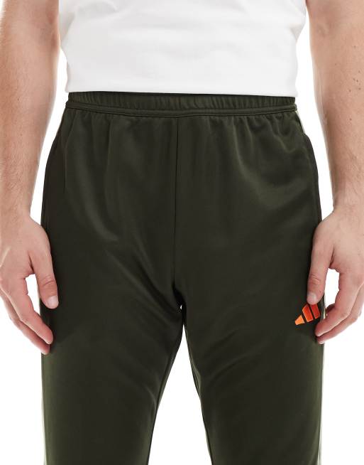 adidas - Football Tiro 25 - Pantaloni da allenamento basic cargo color notte, verde tenda , 5 di 5