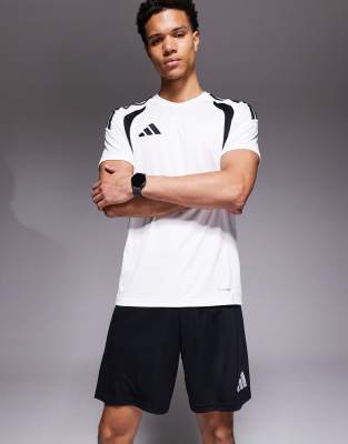 Adidas Top 4