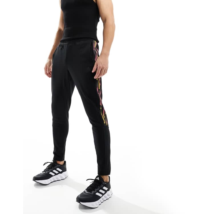 Adidas nova retro joggers outlet