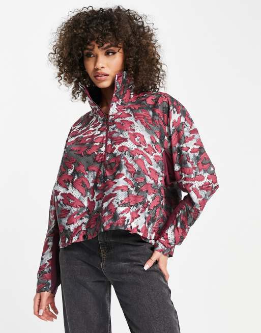 adidas graphics jacket in burgundy