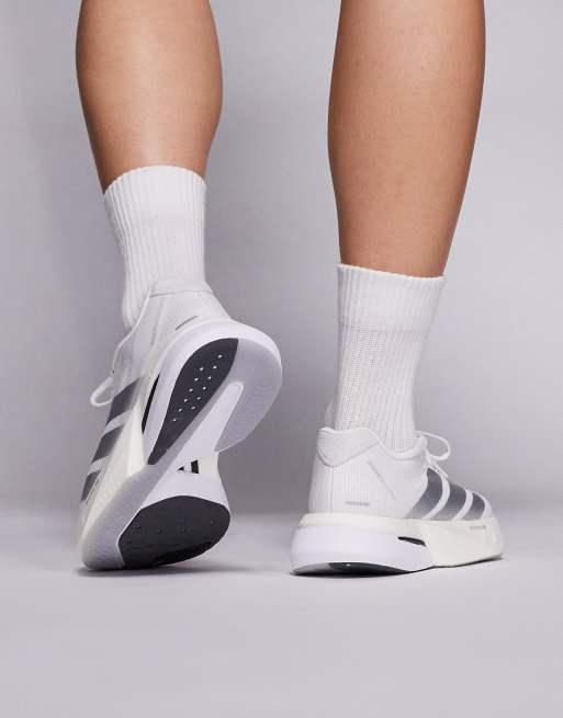 adidas - Hardlopen - Adizero Boston 13 - Sneakers in wit en zilver, 4 van 5