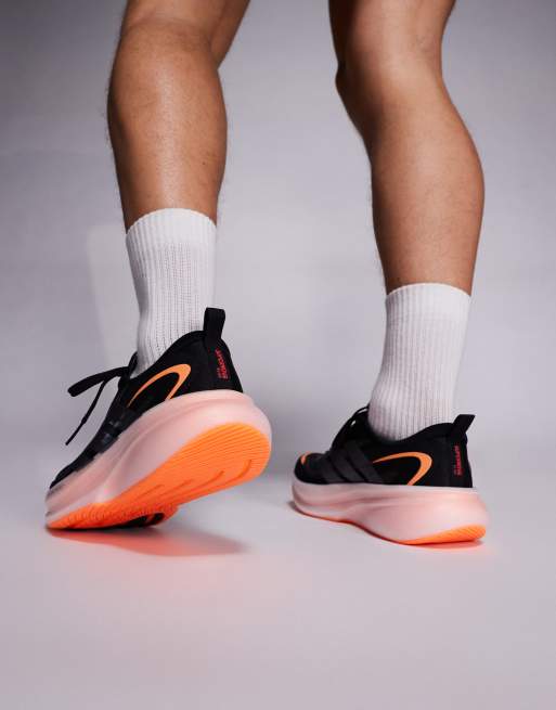adidas - Hardlopen - Supernova Glide - Sneakers in zwart en oranje, 3 van 5
