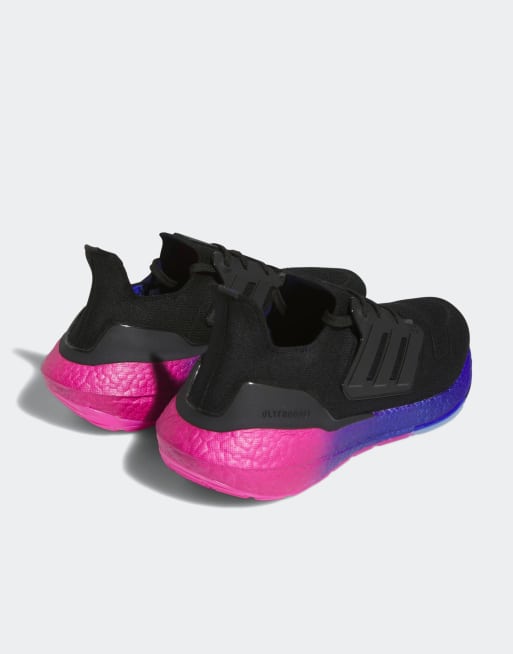 adidas - Hardlopen - Ultraboost 22 - Sneakers met kleurverloop en boost-zool in zwart, 3 van 4