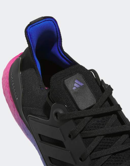 adidas - Hardlopen - Ultraboost 22 - Sneakers met kleurverloop en boost-zool in zwart, 4 van 4