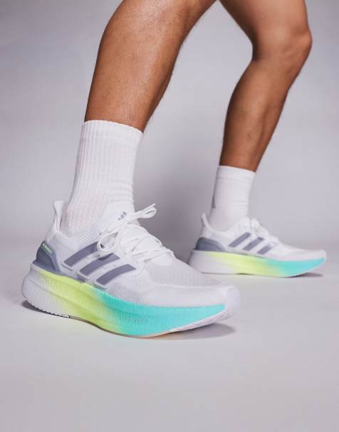 adidas - Hardlopen - Ultraboost 5 - Sneakers in wit, groen en blauw - view 1