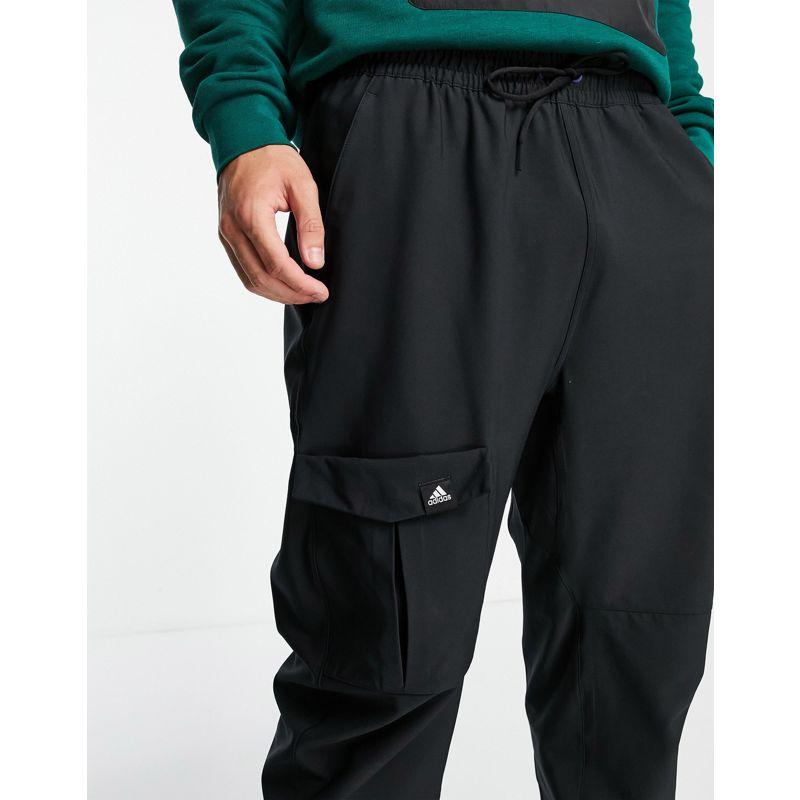 Activewear Uomo adidas - Joggers pratici neri con tasca anteriore