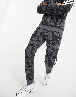 camo adidas joggers