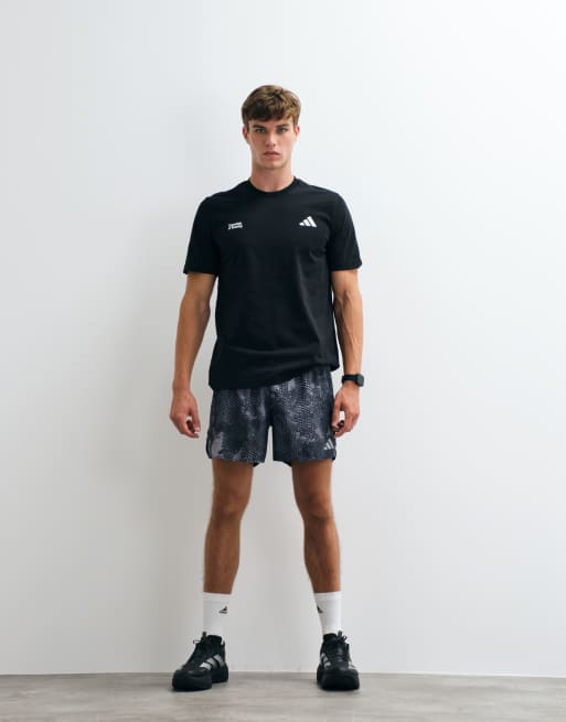 adidas Lauf-T-Shirt mit Rückenprint in Schwarz, 4 von 5