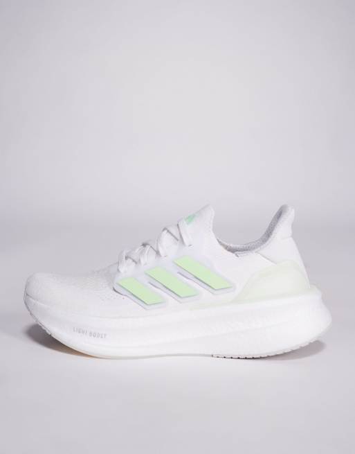 adidas – Löpning – Ultraboost 5 – Vita och gröna löparskor, 2 av 5