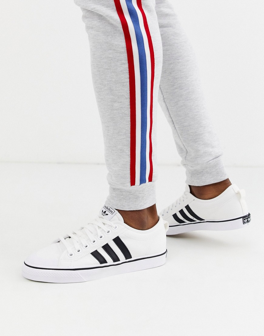 adidas Nizza trainers in white
