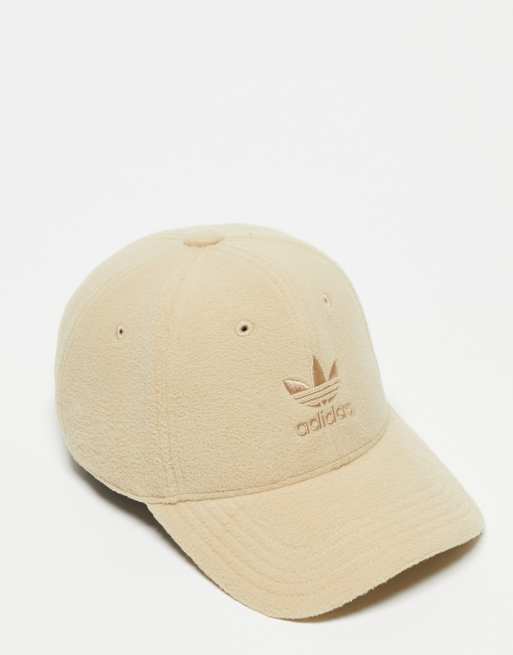 adidas Orginals - Adicolor - Beige baseballkasket med trekløverlogo