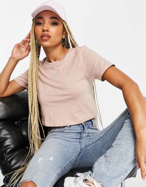 adidas Originals - 2000s Luxe - Cropped T-shirt in camel met diamanten logo in het midden