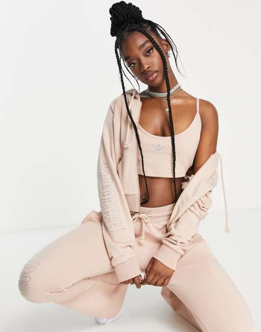 adidas Originals – 2000s Luxe – Kamelbrun, kort träningstopp i velour med strasslogga