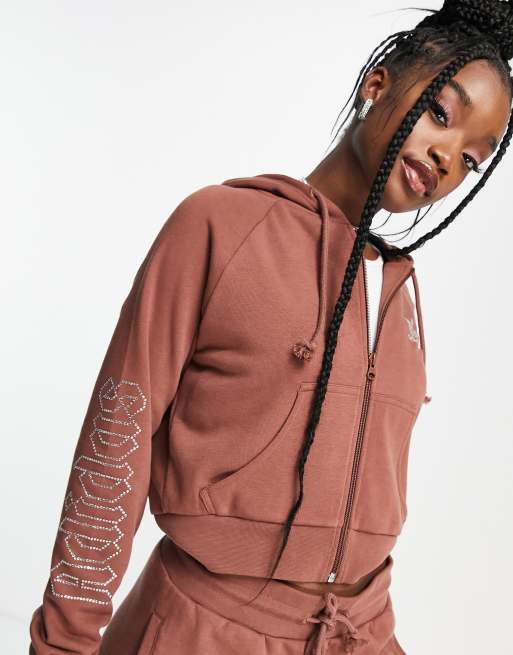adidas Originals – 2000s Luxe – Krótki dresowy top z brązowego weluru z logo z kryształków