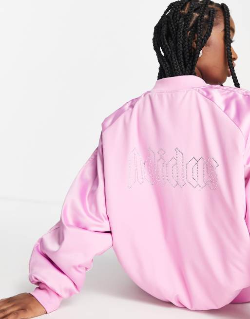 adidas Originals – 2000s Luxe – Rosa bomberjacka med strass i satin