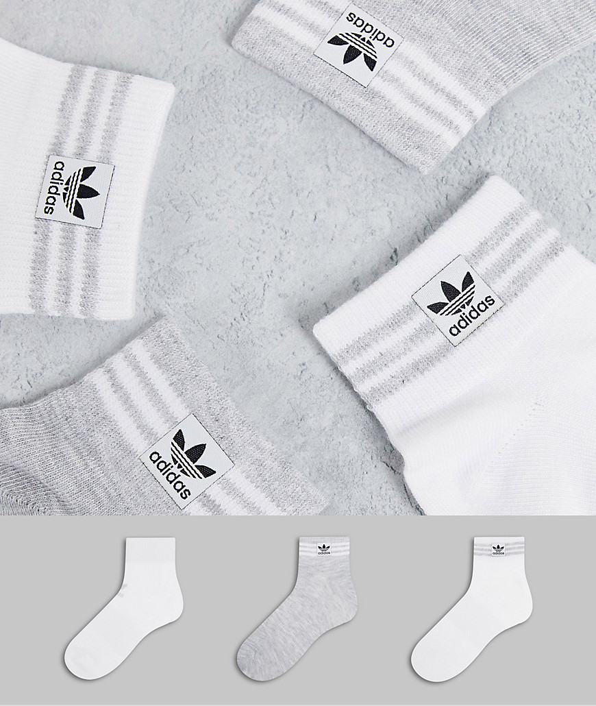 Adidas Originals 3 pack sneaker socks in white with three stripe cuff