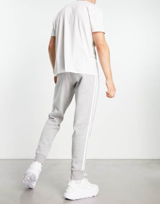 Adidas store graue jogginghose