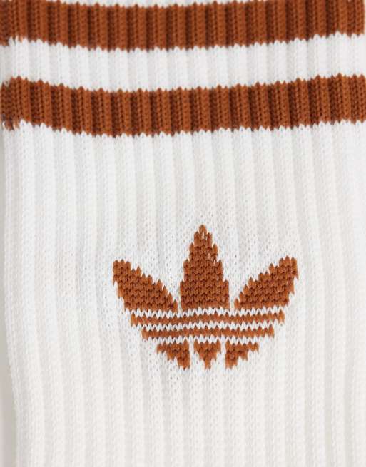 adidas Originals 3er-Pack Crew-Socken mit drei Streifen in Schwarz, Marineblau und Weiß, 2 von 3