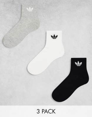 adidas Originals - 3er-Pack knöchelhohe Socken in Schwarz, Grau und Weiß-Bunt