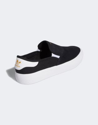 adidas slip on trainers white