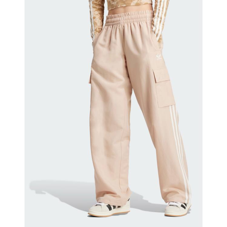★adidas★ 3S Cargo Pants Beige JG8042 adidas Originals 3S cargo pants in beige | ASOS