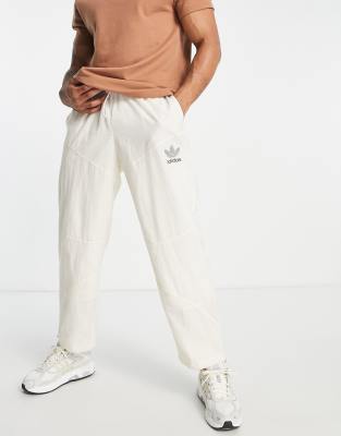 4D cushion sweatpants in wonder white