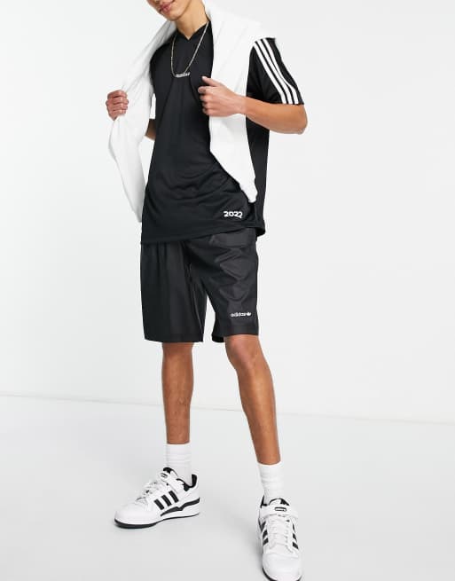 Adidas pantaloncini cheap neri