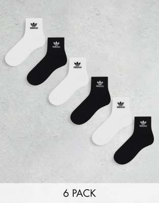 ADIDAS ORIGINALS 6 PACK QUARTER SOCKS IN BLACK AND WHITE-MULTI