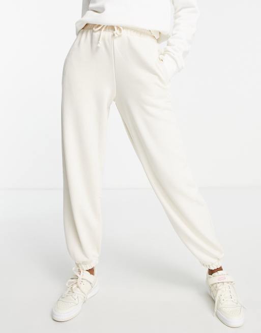 adidas Originals – '80's Aerobic' – Naturvita mjukisbyxor i oversize