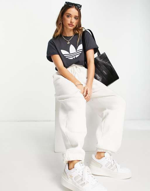 Adidas best sale 80s outfit