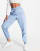 Thumbnail 1 van 4