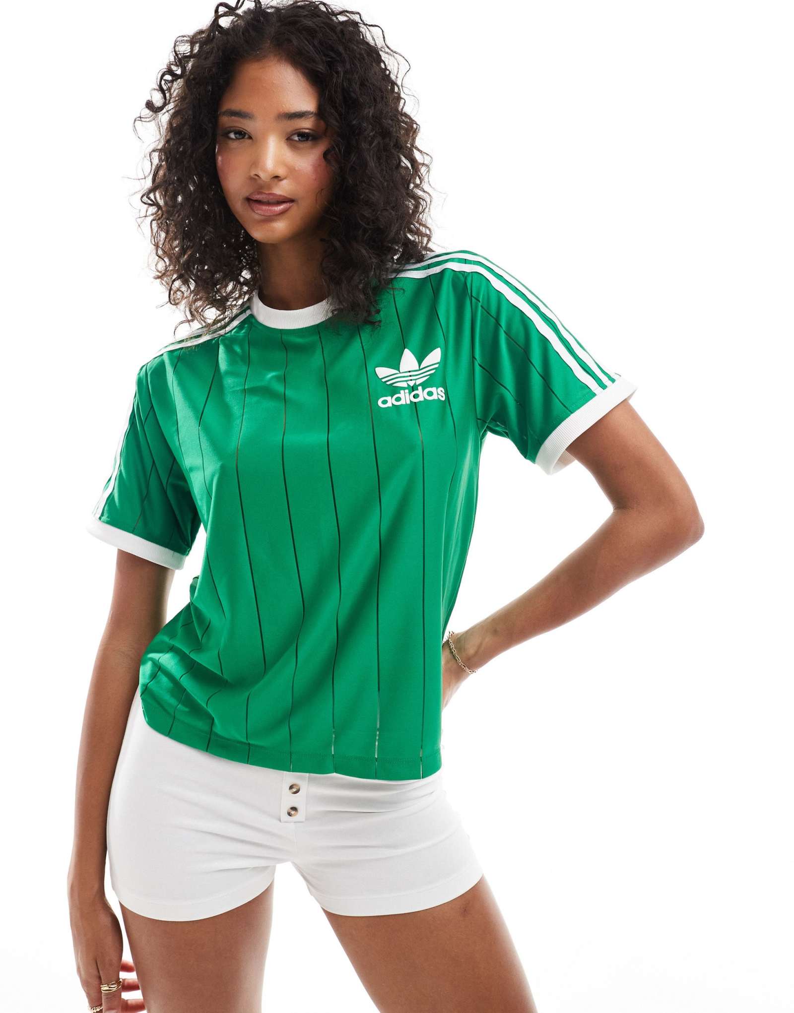 футболка adidas Originals Adicolor 3 зеленая в полоску 6690₽