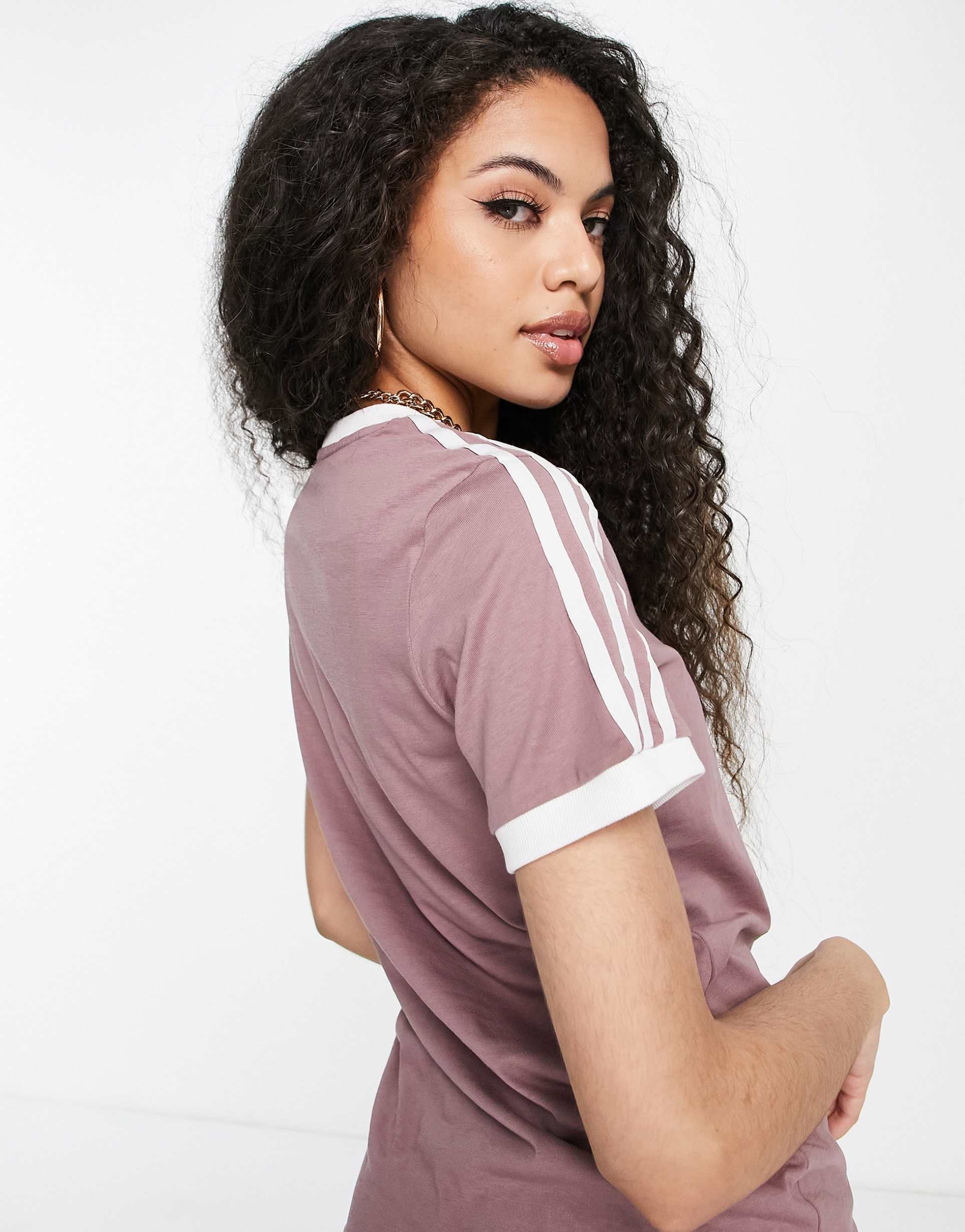 adidas Originals adicolor 3 stripe t-shirt in mauve view 3