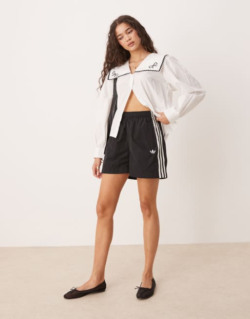 ★adidas originals★W ADICOLOR 3S WOVEN SHORTS★追跡可 adidas Originals Adicolor 3 stripe woven shorts in black | ASOS